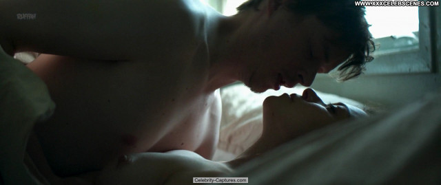 Tatiana Maslany Two Lovers And A Bear Nude Sex Scene Babe Celebrity