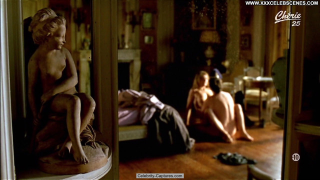 Julie Gayet Amoureuse Celebrity Posing Hot Naked Scene Beautiful