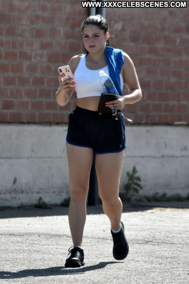 Ariel Winter Studio City Babe Paparazzi Celebrity Winter Gym