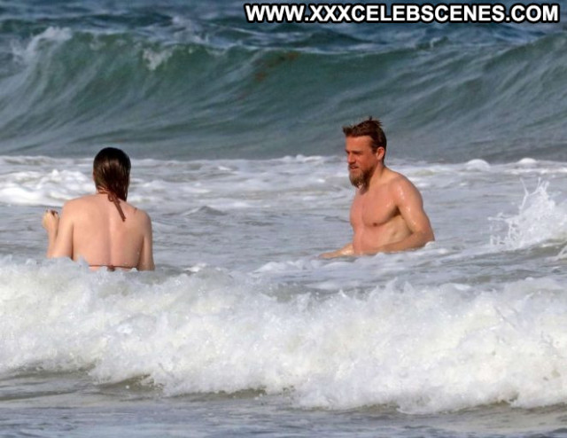 Morgana Mcneils The Beach Celebrity Mexico Babe Paparazzi Posing Hot