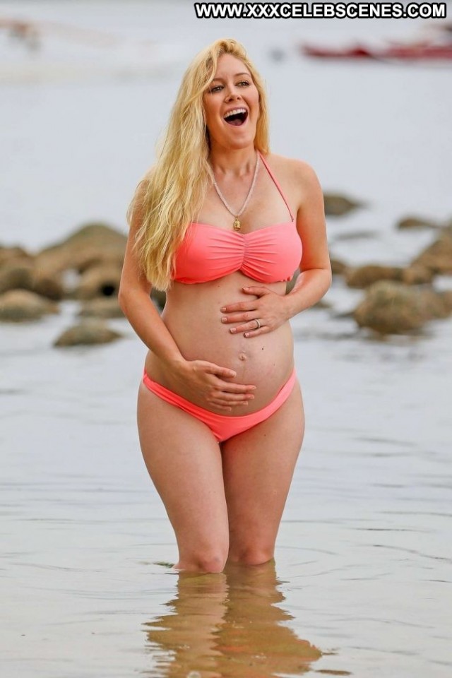 Heidi Montag The Beach Bikini Posing Hot Paparazzi Beach Celebrity