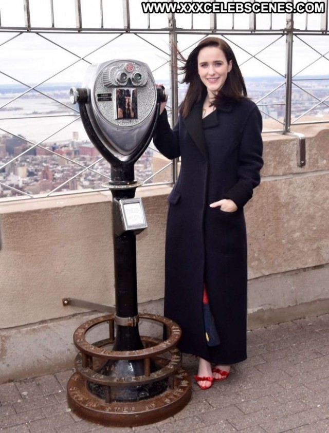 Rachel Brosnahan Posing Hot Babe Beautiful Nyc Paparazzi