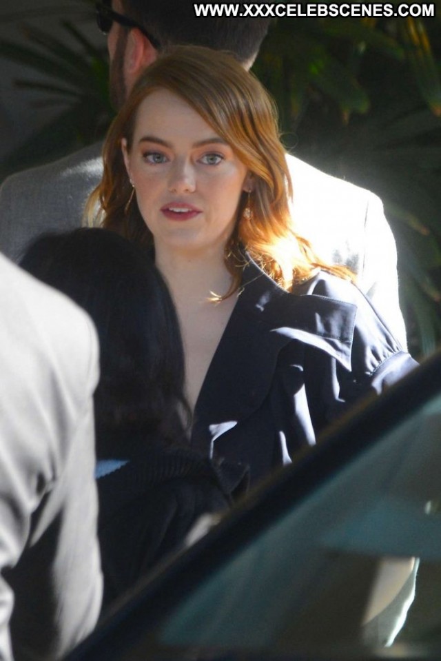 Emma Stone The Four Seasons Babe Celebrity Paparazzi Posing Hot Hot