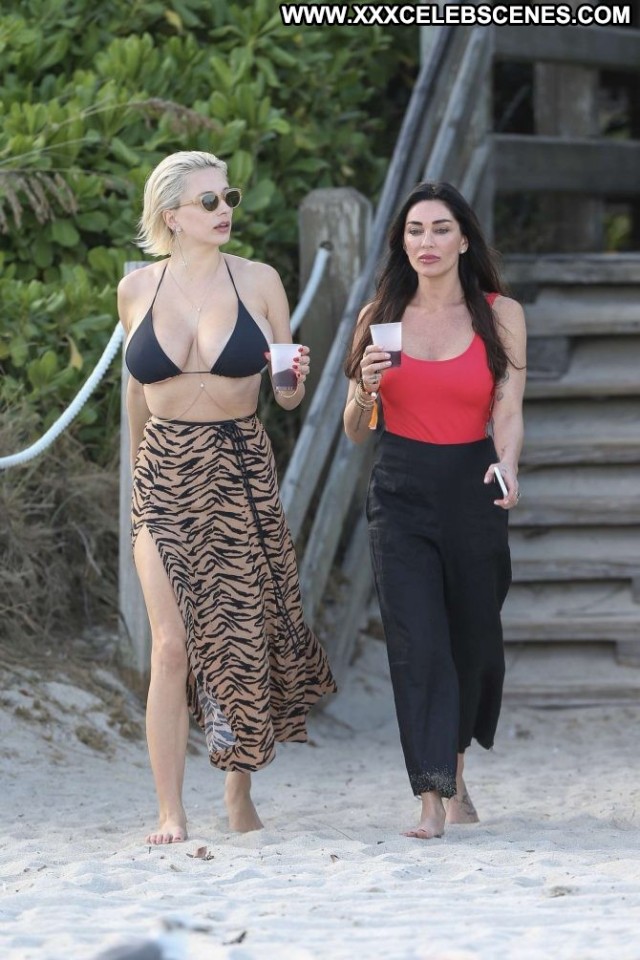 Caroline Vreeland Miami Beach Celebrity Paparazzi Bikini Posing Hot