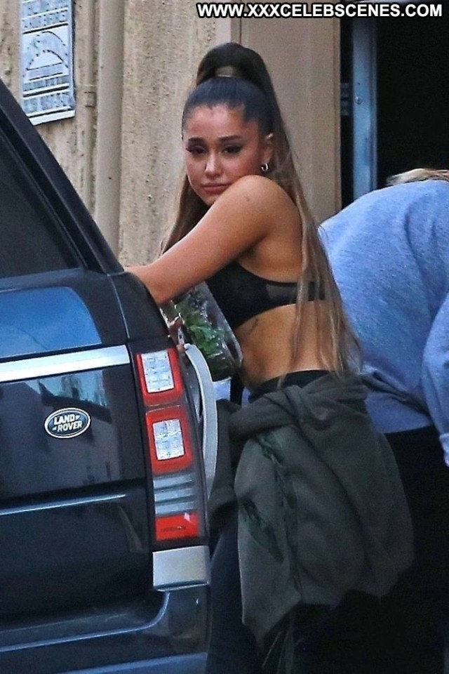 Ariana Grande No Source Babe Paparazzi Celebrity Beautiful Posing Hot