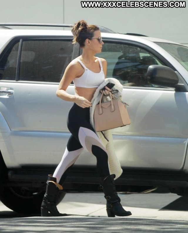 Kate Beckinsale Beverly Hills  Gym Paparazzi Posing Hot Beautiful