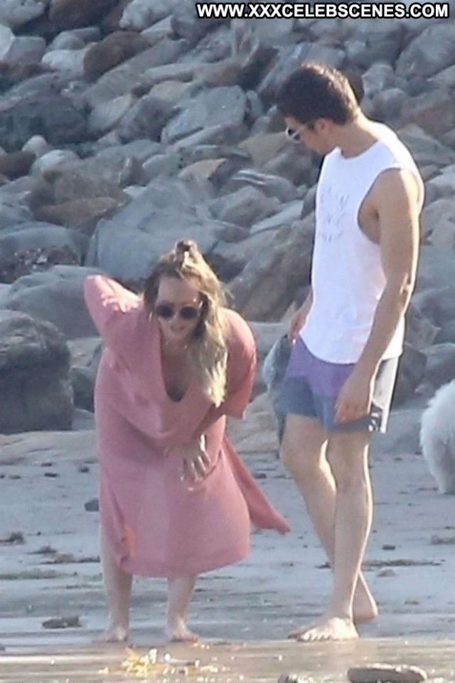 Hilary Duff The Beach In Malibu Beautiful Paparazzi Mali Beach