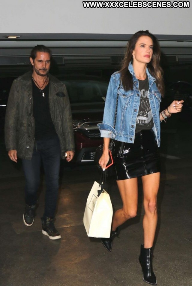 Alessandra Ambrosio Los Angeles Beautiful Paparazzi Angel Los Angeles