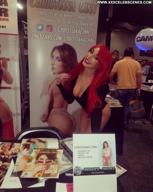 Christiana Cinn Twitter Posing Hot American Straight Beautiful Sex Babe Sexy Actress Porn Celebrity