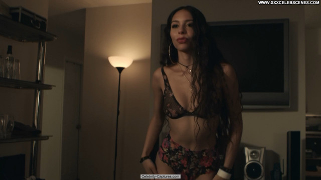 Stephanie Bueno Get Shorty Sex Scene Posing Hot /leaked/ Tits Babe