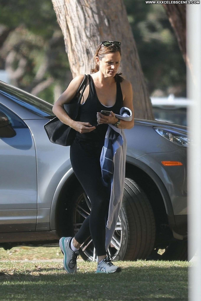 Jessica Hart No Source Paparazzi Posing Hot Babe Celebrity Beautiful