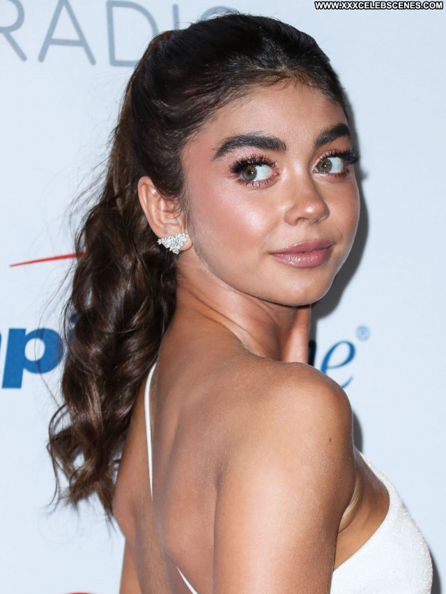 Sarah Hyland No Source Posing Hot Celebrity Beautiful Babe Sexy