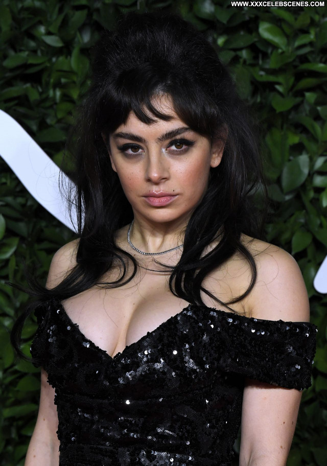 Charli Xcx No Source Babe Celebrity Posing Hot Beautiful Sexy