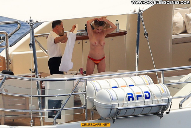 Melanie Griffith No Source Posing Hot Beautiful Massage Topless Ibiza