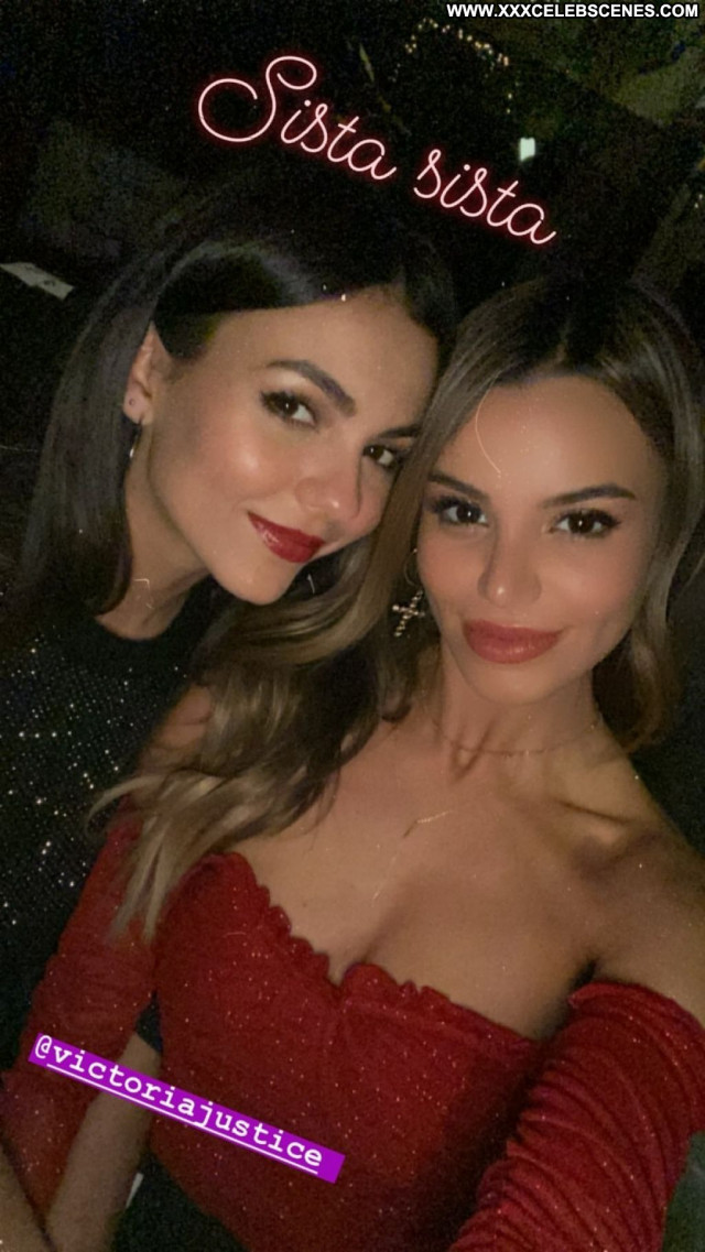 Victoria Justice No Source  Babe Posing Hot Sexy Celebrity Beautiful
