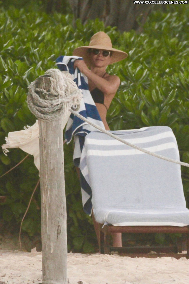 Jennifer Aniston No Source Celebrity Sexy Beautiful Posing Hot Babe
