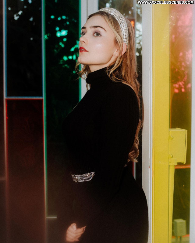 Meg Donnelly No Source Beautiful Celebrity Sexy Posing Hot Babe