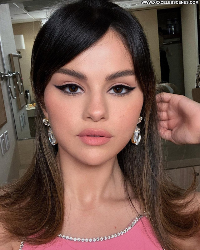Selena Gomez No Source Beautiful Babe Posing Hot Sexy Celebrity