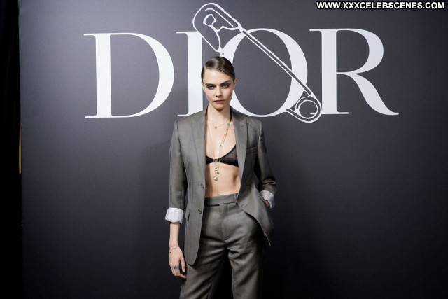 Cara Delevingne No Source Sexy Celebrity Posing Hot Babe Beautiful