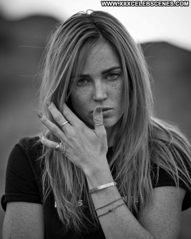 Caity Lotz No Source Posing Hot Babe Celebrity Beautiful Sexy