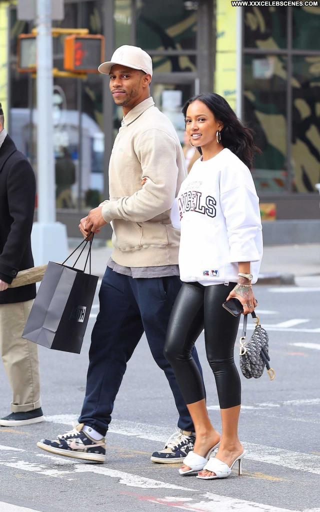 Karrueche Tran No Source Beautiful Babe Paparazzi Celebrity Posing Hot