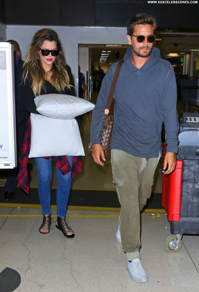 Khloe Kardashian Lax Airport Celebrity Paparazzi Posing Hot Beautiful