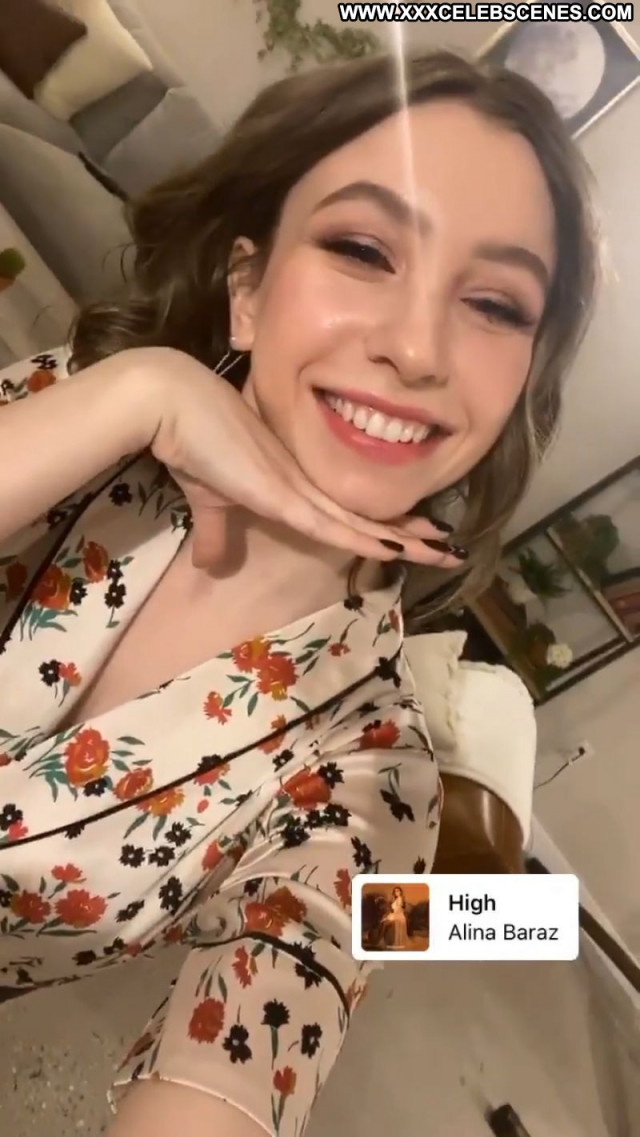 Katelyn Nacon No Source Sexy Beautiful Celebrity Posing Hot Babe