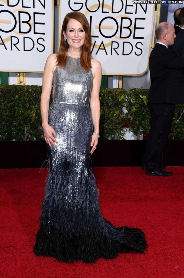Julianne Moore Golden Globe Awards Babe Beautiful Celebrity Paparazzi
