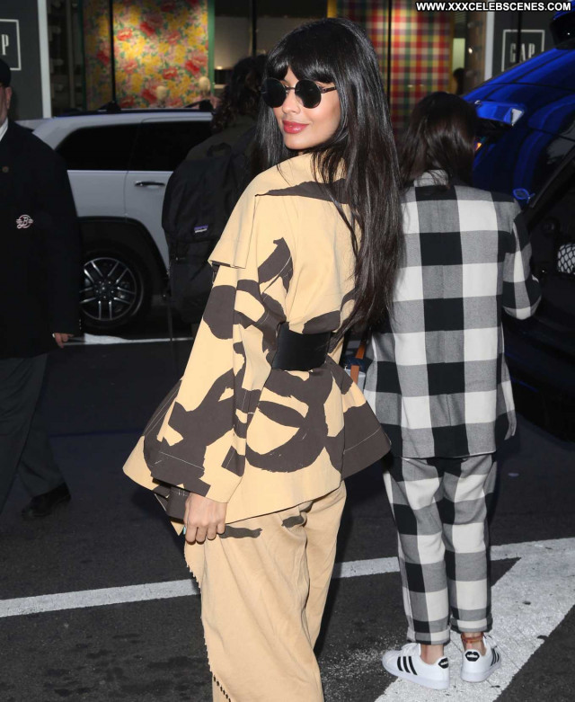 Jameela Jamil Good Morning America Beautiful Celebrity Paparazzi Babe