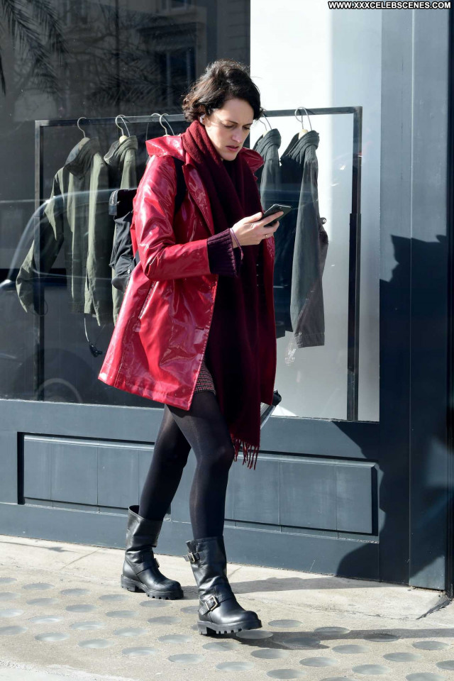 Phoebe Waller No Source Posing Hot Beautiful Babe Celebrity Paparazzi