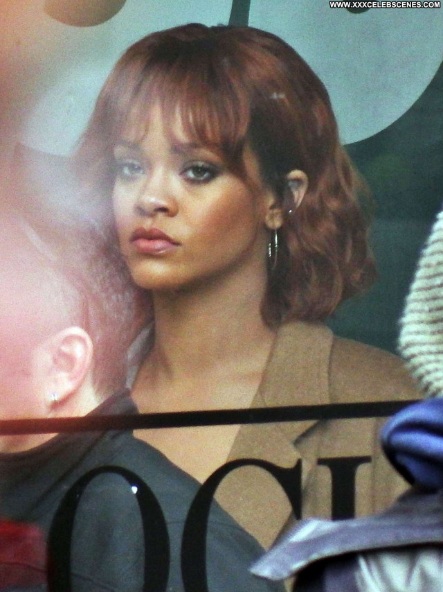 Rihanna Bates Motel Celebrity Babe Posing Hot Paparazzi Beautiful