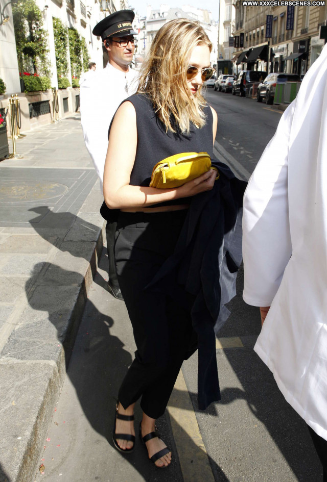 Elizabeth Olsen No Source Paris Posing Hot Celebrity Babe Beautiful