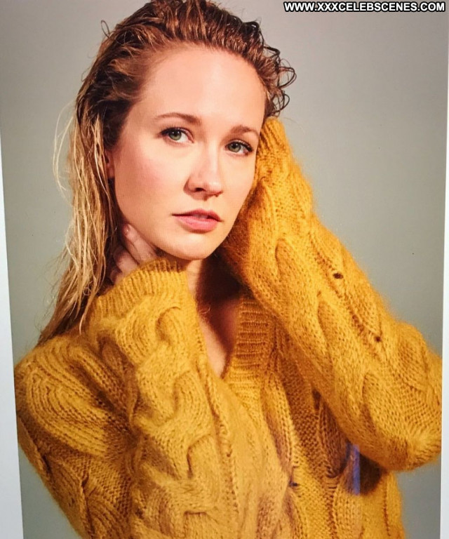 Anna Camp No Source Sexy Celebrity Babe Posing Hot Beautiful