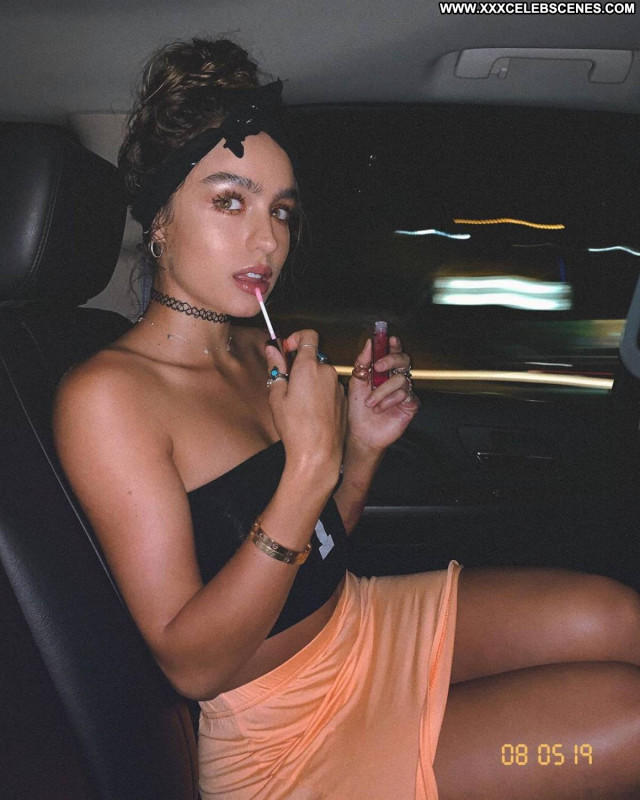 Sommer Ray No Source Paparazzi Celebrity Posing Hot Babe Beautiful
