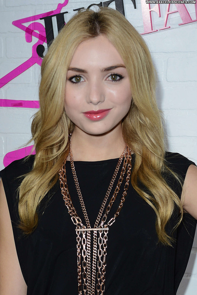 Peyton Roi List West Hollywood Babe Posing Hot Beautiful Celebrity