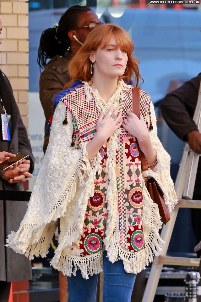 Florence Welch New York Babe Celebrity Beautiful Posing Hot Paparazzi