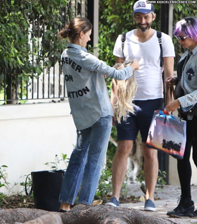 Alessandra Ambrosio No Source Celebrity Paparazzi Posing Hot Babe
