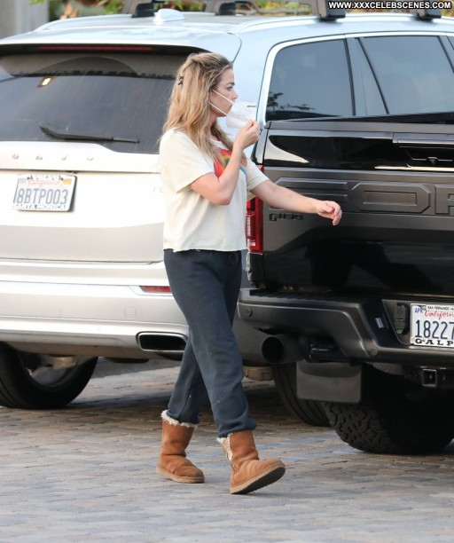 Denise Richards Straight Posing Hot Blonde Onlyfans Model Small Ass Facebooker Beautiful Influencer Babe Instagrammer Paparazzi Celebrity Tweeter Slim Body Blue