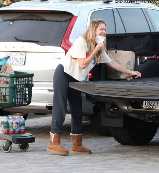 Denise Richards Straight Posing Hot Blonde Onlyfans Model Small Ass Facebooker Beautiful Influencer Babe Instagrammer Paparazzi Celebrity Tweeter Slim Body Blue