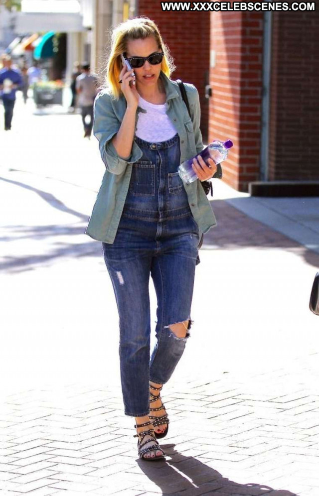 Leslie Bibb Beverly Hills Celebrity Posing Hot Jeans Babe Paparazzi