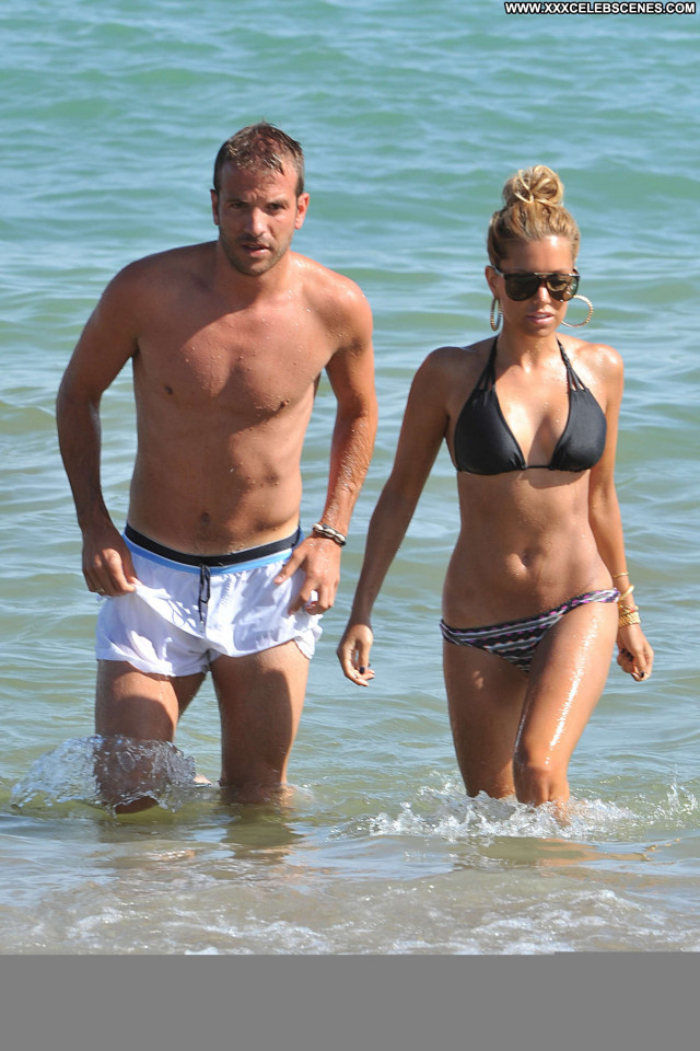 Sylvie Van Der Vaart The Beach Beach Babe Candids Celebrity Posing