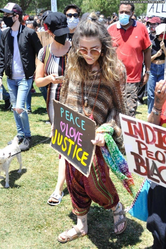 Paris Jackson No Source Beautiful Celebrity Paparazzi Babe Posing Hot