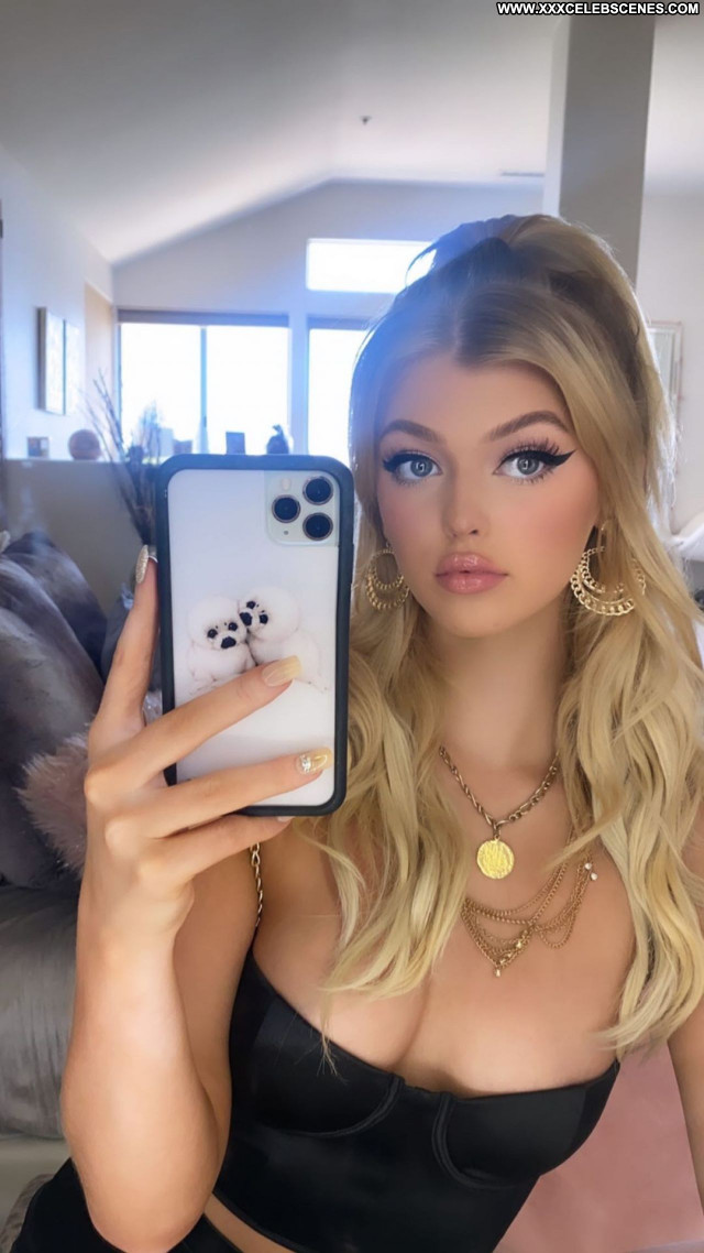 Loren Gray No Source Celebrity Beautiful Posing Hot Babe Sexy