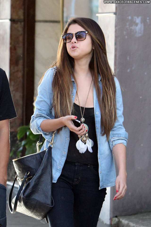 Selena Gomez No Source Celebrity Babe Shopping Posing Hot Beautiful