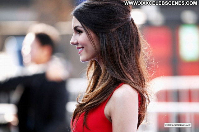 Victoria Justice No Source Hollywood Celebrity Beautiful Awards Babe