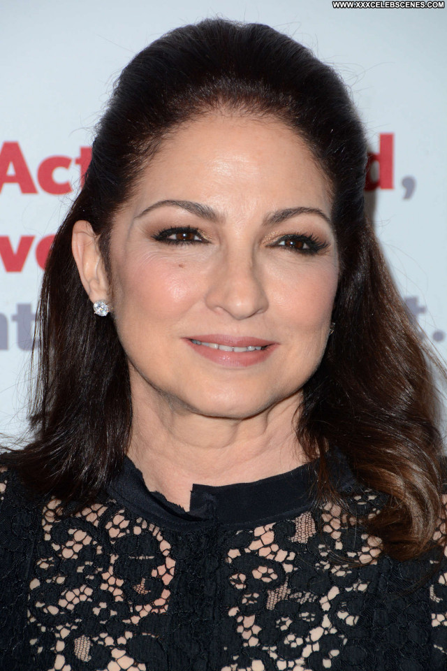 Gloria Estefan New York Paparazzi Beautiful New York Babe Celebrity