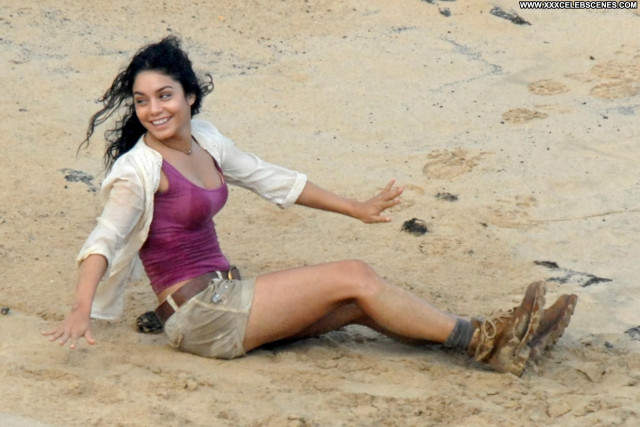 Vanessa Hudgens No Source Posing Hot Hawaii Babe Celebrity Beautiful