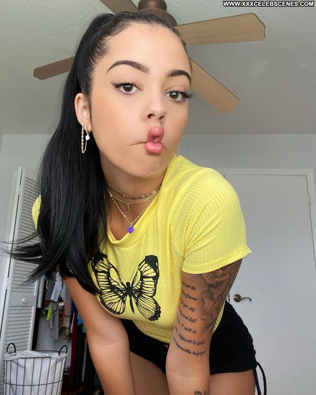 Malu Trevejo No Source  Beautiful Posing Hot Babe Celebrity Sexy