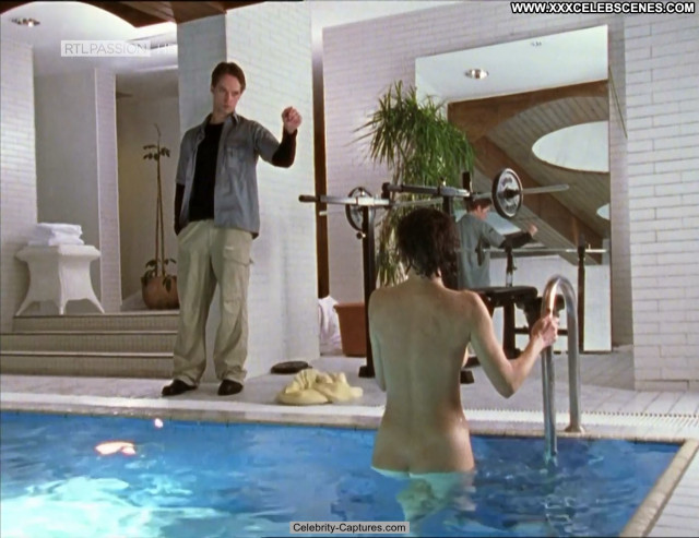 Angela Roy Die Traumprinzen Pool Babe Beautiful Nude /leaked/ Posing