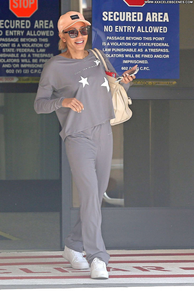 Melanie Brown Lax Airport Paparazzi Babe Celebrity Beautiful Posing